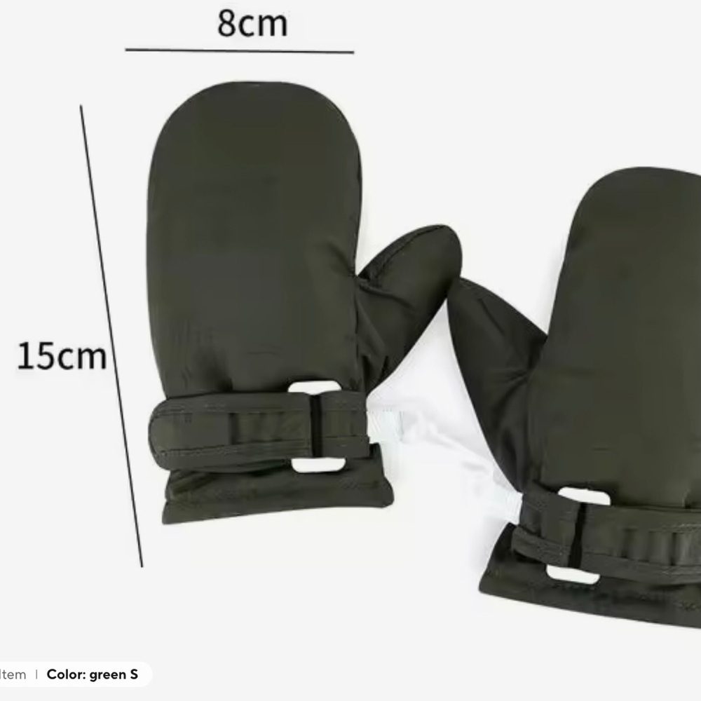 New baby’s Mittens - green 6-24 months